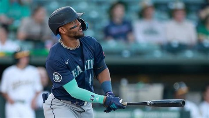 Are Julio Rodriguez & Alex Rodriguez Related? Baseball Player’s Family Revealed