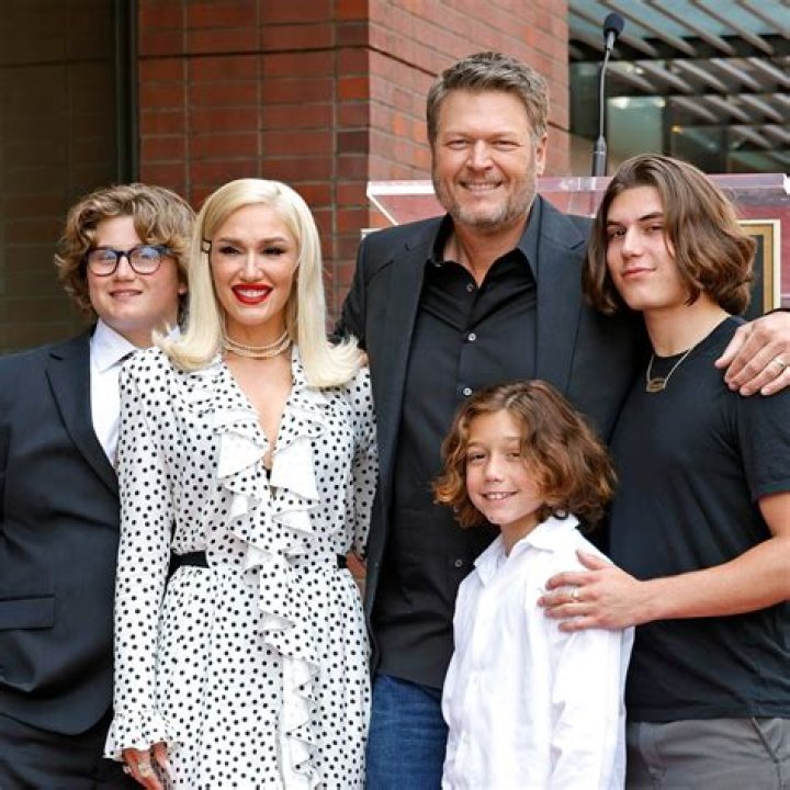 
Blake Shelton on Rebalancing Life with Gwen Stefani and His 3 Stepsons: ‘I Don’t Want Any Regrets’ 