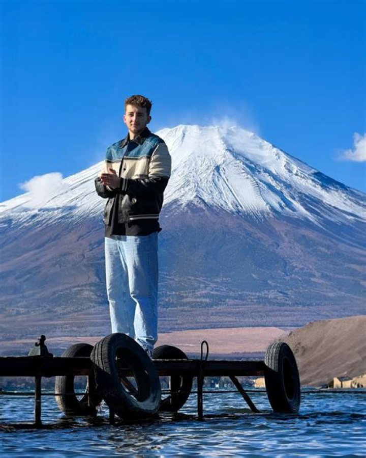 
Brandon Baum Height, Weight, Net Worth, Age, Birthday, Wikipedia, Who, Nationality, Biography 