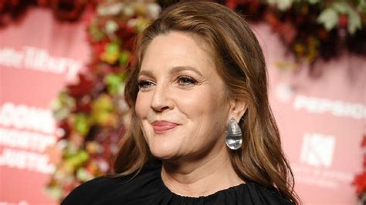 
Drew Barrymore Says She’s Dating Again After ‘So Many Years’: ‘I’m Too Good at Being Alone’ 