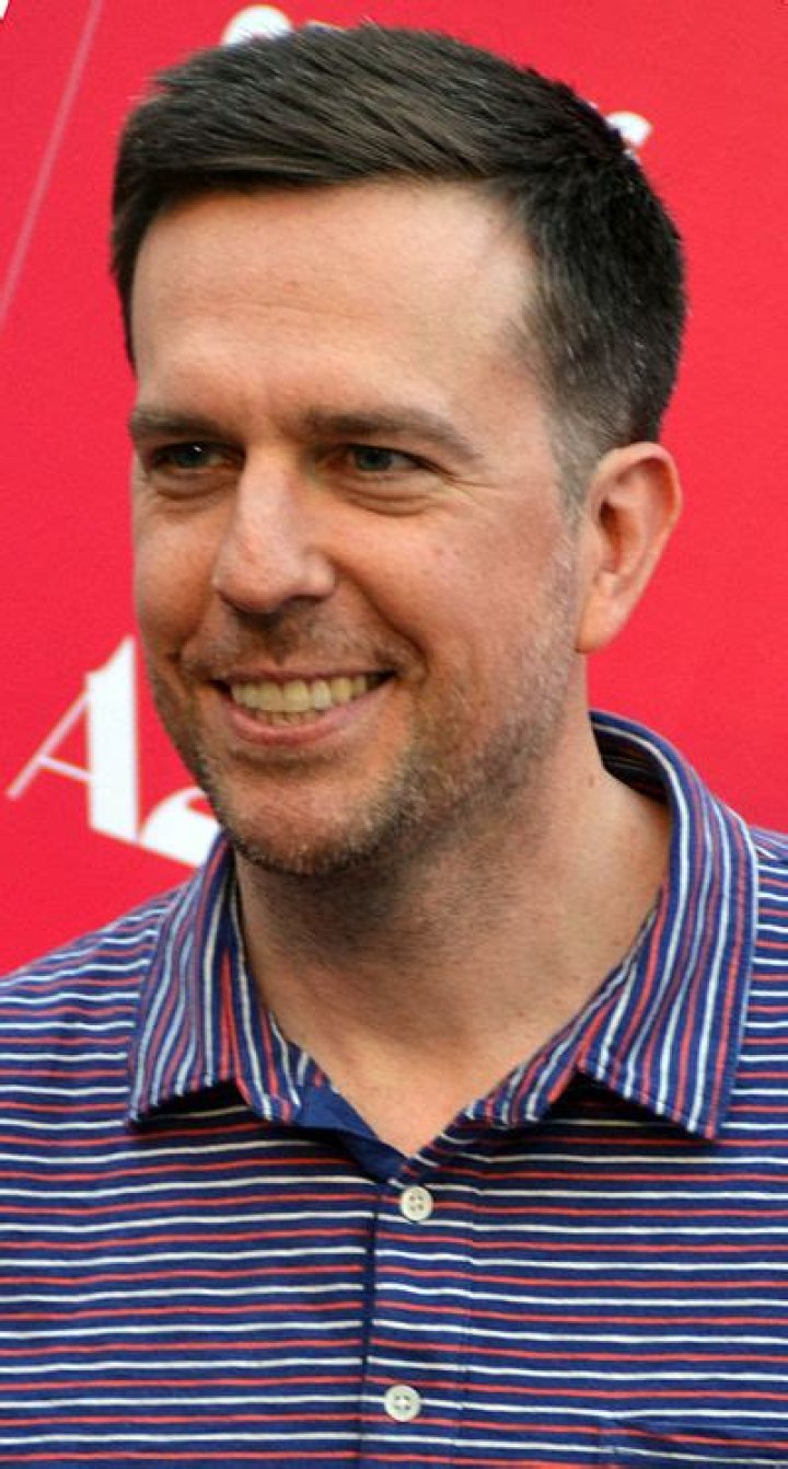 Ed Helms Height, Weight, Net Worth, Age, Birthday, Wikipedia, Who, Nationality, Biography
