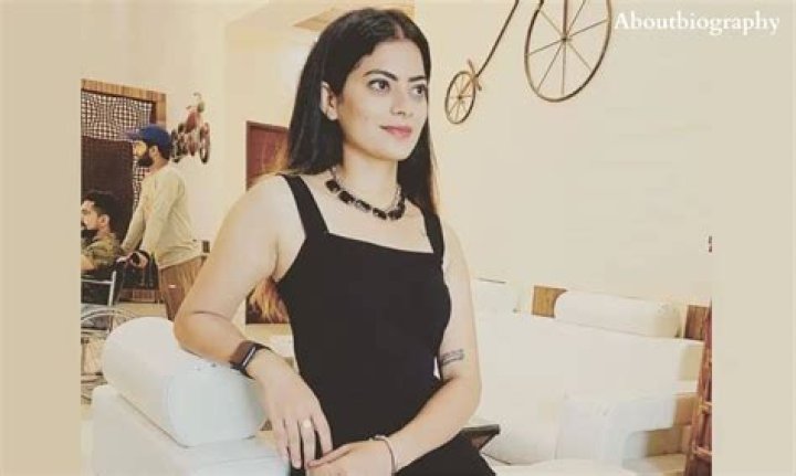 
Fiza Chaudhary Height, Weight, Net Worth, Age, Birthday, Wikipedia, Who, Nationality, Biography 