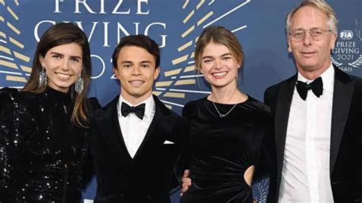 Glen De Vries Age, Birthday, Wikipedia, Who, Nationality, Biography