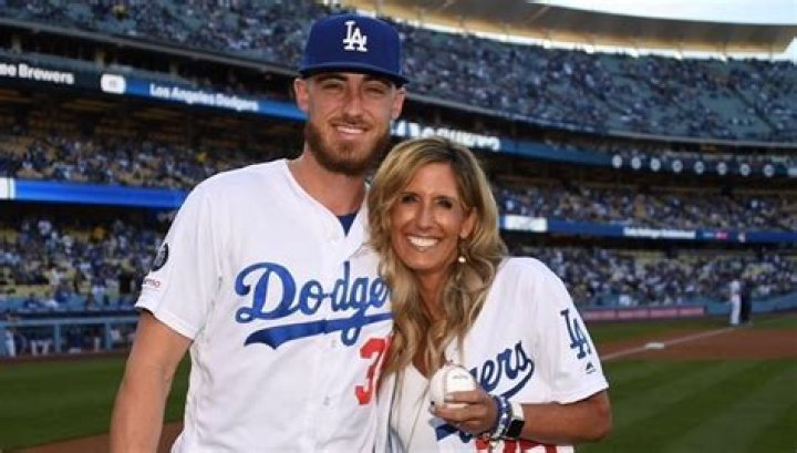 How Cody Bellinger Mom Jennifer Bellinger Has Lived Baseball