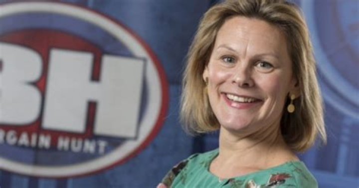 
Inside Bargain Hunt Kate Bliss And Husband Jonathan Bliss Married Life 