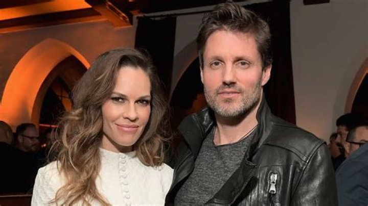 
Is Hilary Swank Married? Who is Hilary Swank Husband? Biography, Age, Net Worth and More 