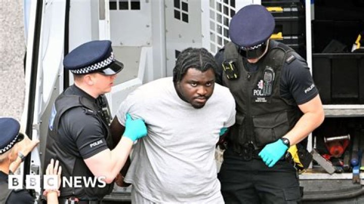 
Is Rapper Hypo Mashtown Hackney Dead? Details On The Rumored London Stabbing 