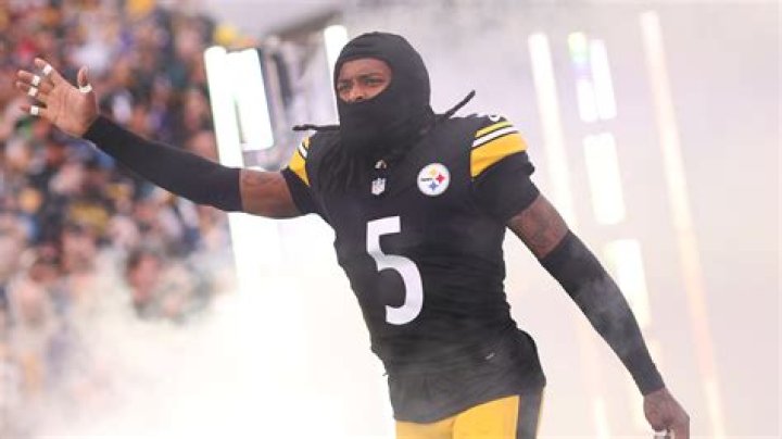 
Jalen Ramsey Height, Weight, Net Worth, Age, Birthday, Wikipedia, Who, Nationality, Biography 