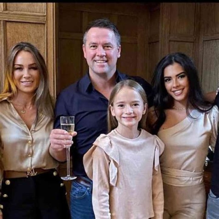 James Bonsall Height, Weight, Net Worth, Age, Birthday, Wikipedia, Who, Instagram, Biography