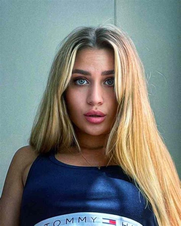 
Jasmina Outar Height, Weight, Net Worth, Age, Birthday, Wikipedia, Who, Nationality, Biography 