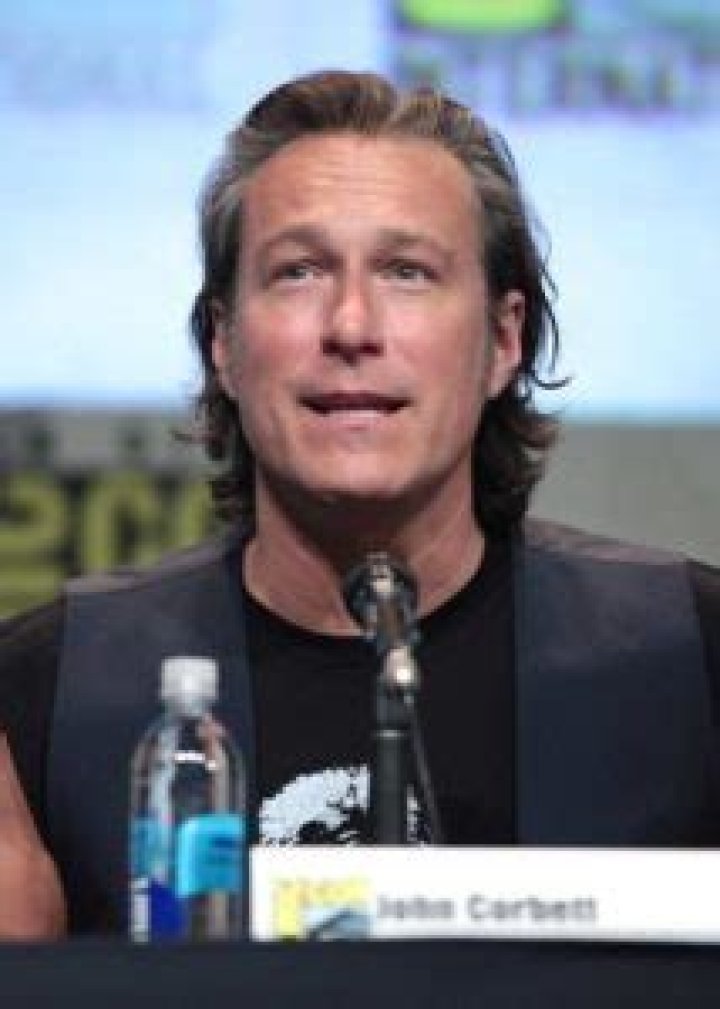 John Corbett Height, Weight, Net Worth, Age, Birthday, Wikipedia, Who, Nationality, Biography