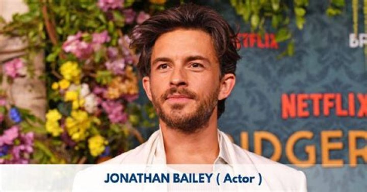 Jonathan Bailey Height, Weight, Net Worth, Age, Birthday, Wikipedia, Who, Instagram, Biography