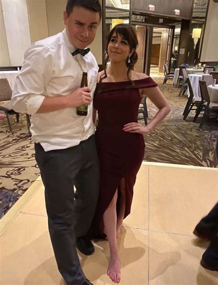 June Nicole Lapine Height, Weight, Net Worth, Age, Birthday, Wikipedia, Who, Instagram, Biography