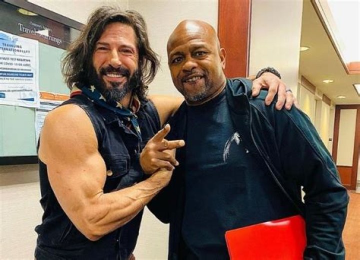 Manwell Reyes Height, Weight, Net Worth, Age, Birthday, Wikipedia, Who, Nationality, Biography