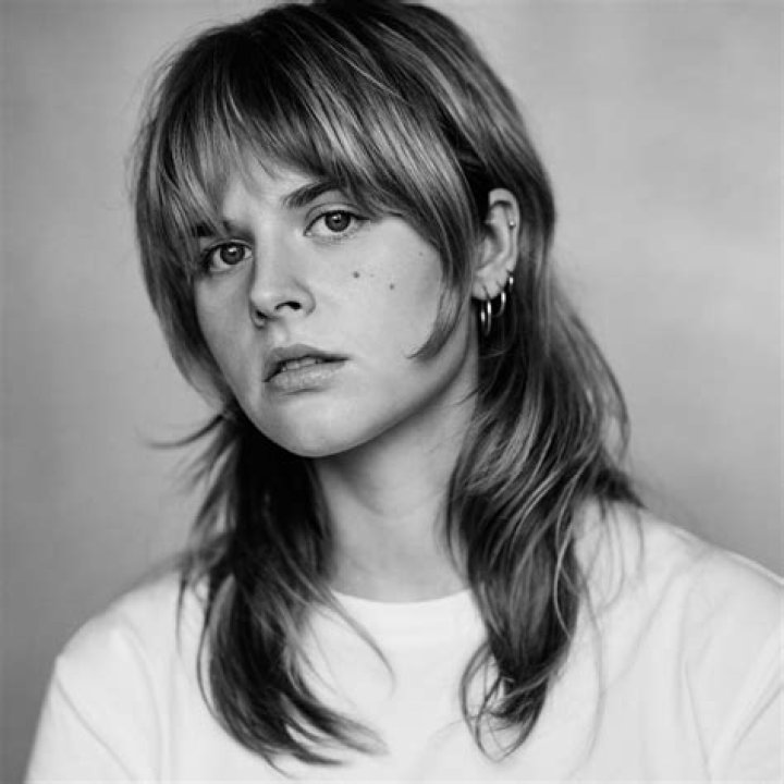 Marie-Mae van Zuilen Height, Weight, Net Worth, Age, Birthday, Wikipedia, Who, Instagram, Biography