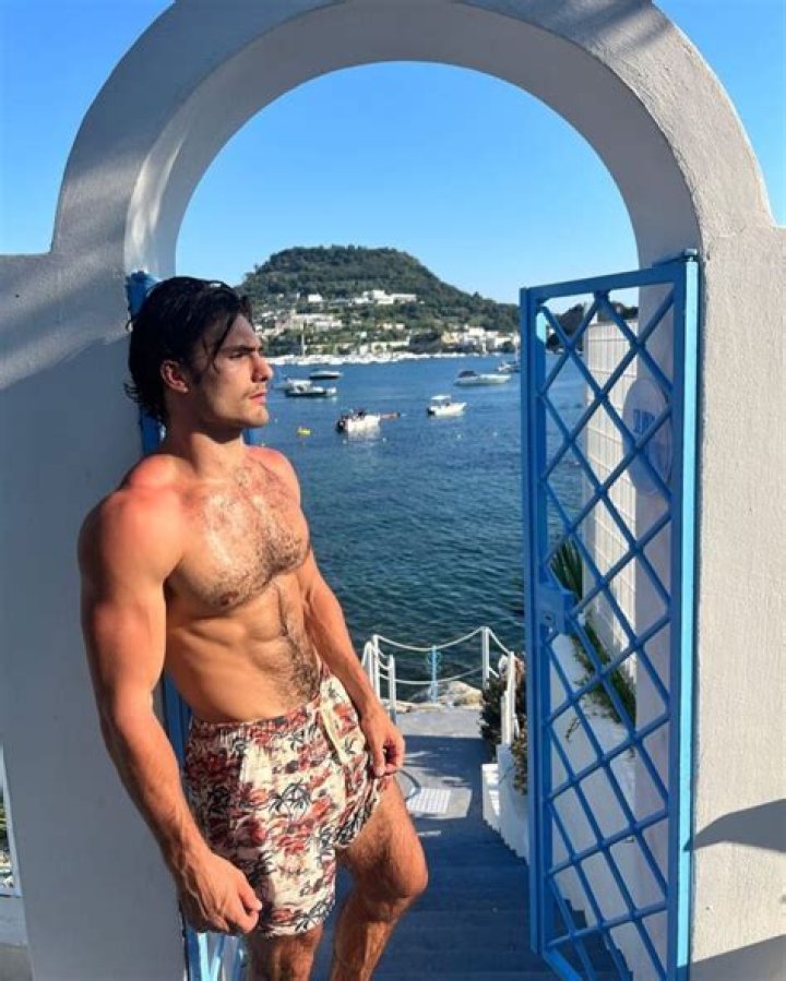 
Mike Madrid Height, Weight, Net Worth, Age, Birthday, Wikipedia, Who, Instagram, Biography 