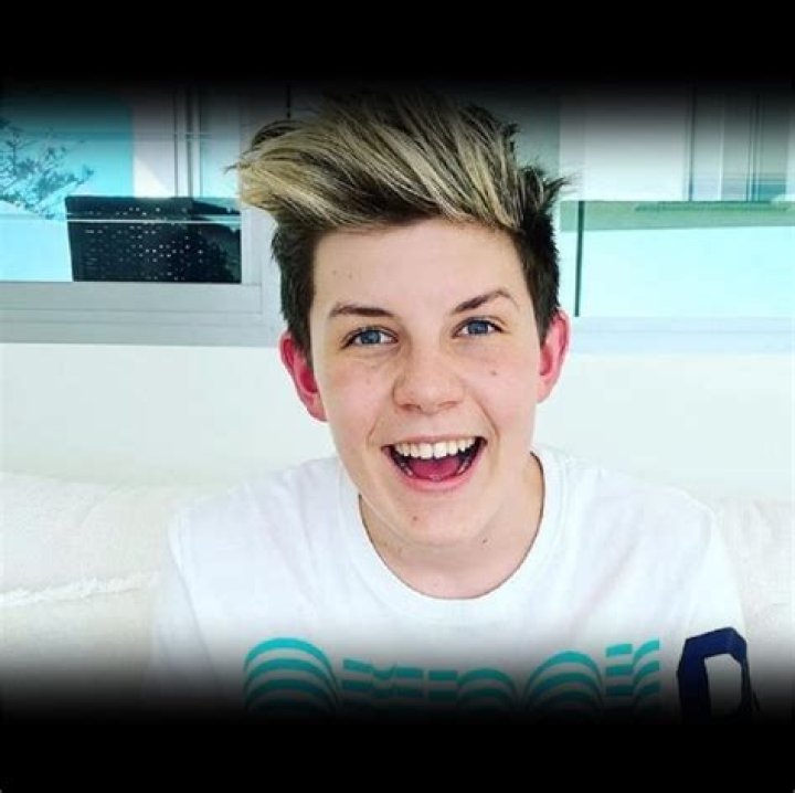 Prezley Lea Height, Weight, Net Worth, Age, Birthday, Wikipedia, Who, Nationality, Biography