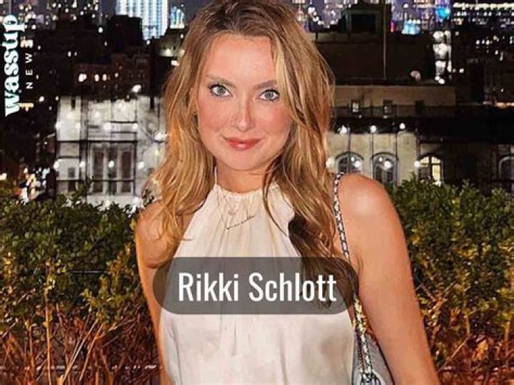 Rikki Schlott Height, Weight, Net Worth, Age, Birthday, Wikipedia, Who, Nationality, Biography