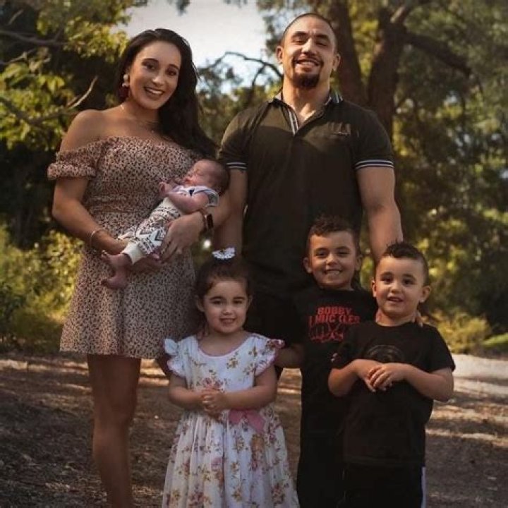 
Robert Whittaker is Married to Wife: Sofia Whittaker. Kids. 