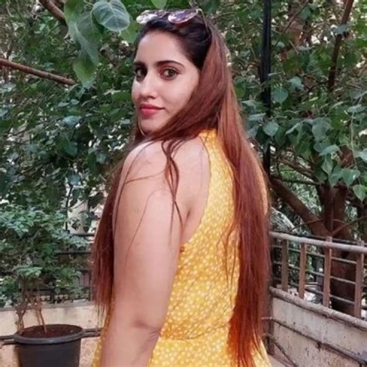 Seerat Saini Height, Weight, Net Worth, Age, Birthday, Wikipedia, Who, Nationality, Biography