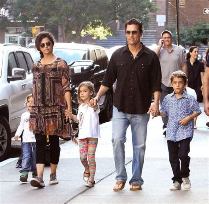 
Sendhil Ramamurthy’s Bio: Wife, Kids, Height, Net Worth 