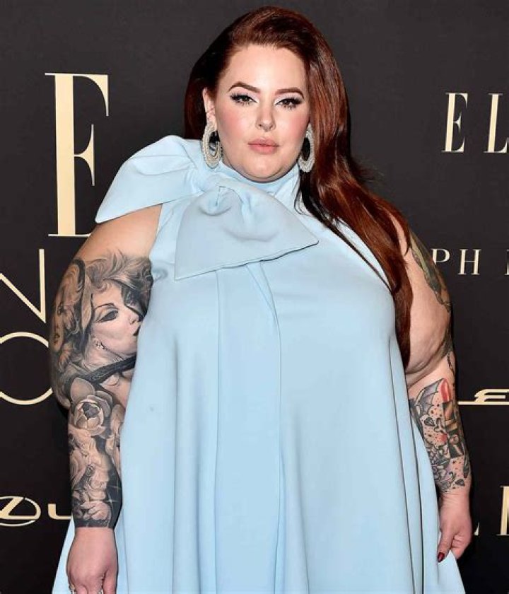 Tess Holliday Height, Weight, Net Worth, Age, Birthday, Wikipedia, Who, Nationality, Biography