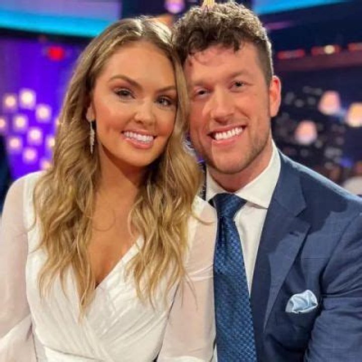 
The Bachelor Stars Clayton Echard And Susie Evans Announced Their Break Up 