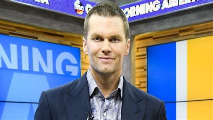 
Tom Brady Jokes About ‘Old’ Athletes in Holiday FIFA World Cup Commercial 