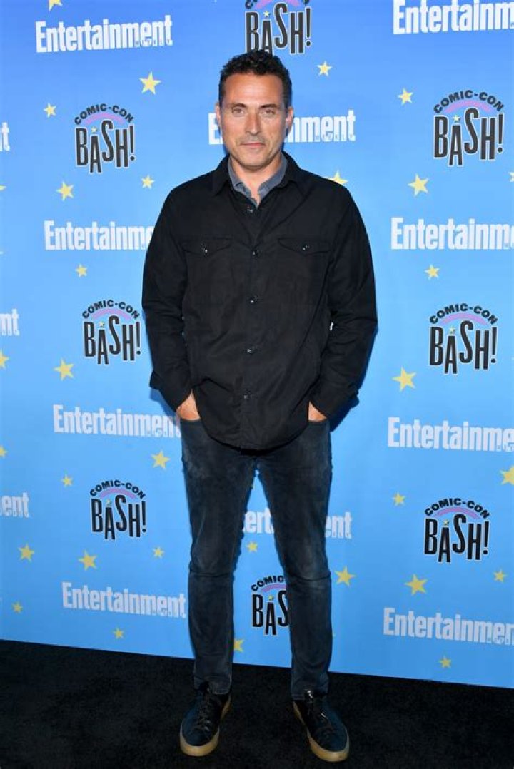 
Tony Sewell Height, Weight, Net Worth, Age, Birthday, Wikipedia, Who, Nationality, Biography 