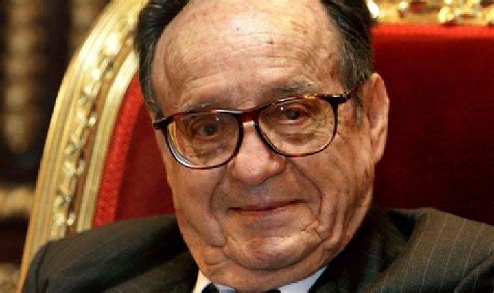 Where is Chespirito now? What happened to him? Biography