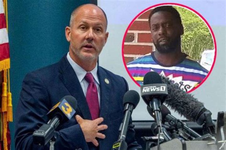 
Who was Lee Karsian? Meet Ex-husband of Pat Carroll 