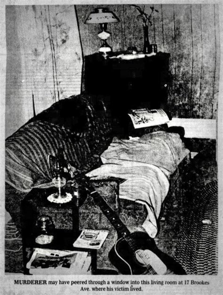 
Who was William DeRoos, suspect in 1971 Burlington murder of Rita Curran? 